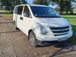 Hyundai H-1