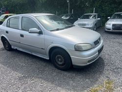 Grau Gebraucht 2000 Opel Astra Comfort Limousine | 790 € (Guter Preis)