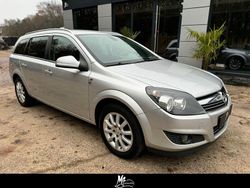 Silber Gebraucht 2010 Opel Astra Kombi | 3.799 € (Guter Preis)