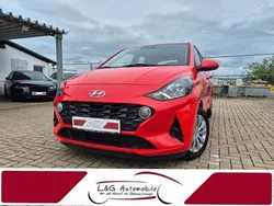 Rot Gebraucht 2021 Hyundai i10 Trend Kleinwagen | 10.990 € (Superpreis)