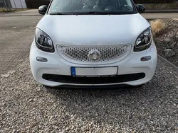 Weiß Gebraucht 2015 Smart ForFour Basis Kleinwagen | 7.000 € (Fairer Preis)