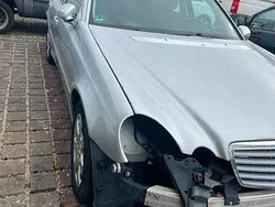 Silber Gebraucht 2007 Mercedes E200 Avantgarde Limousine | 1.890 € (Superpreis)