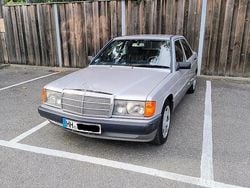 Silber Gebraucht 1991 Mercedes 190 Limousine | 2.800 €