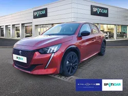 Rot Gebraucht 2023 Peugeot e-208 GT Kleinwagen | 18.430 € (Superpreis)