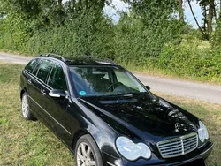 Schwarz Gebraucht 2004 Mercedes 200 Limousine | 2.300 € (Superpreis)