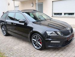 Schwarz Gebraucht 2019 Skoda Octavia vRS Kombi | 14.890 € (Fairer Preis)