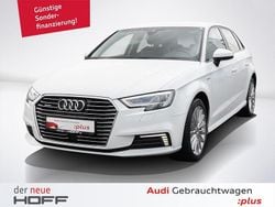 Weiß Gebraucht 2018 Audi A3 Sportback e-tron Sport Limousine | 17.875 € (Fairer Preis)