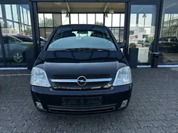 Schwarz Gebraucht 2005 Opel Meriva Cosmo Van / Kleinbus | 3.480 € (Teuer)
