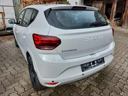 Arktisweiss und andere Neu 2025 Dacia Sandero Expression Kleinwagen | 16.599 € (Guter Preis)