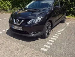 Schwarz Gebraucht 2015 Nissan Qashqai SUV | 10.000 € (Fairer Preis)