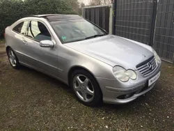 Silber Gebraucht 2002 Mercedes CLC230 AMG Kleinwagen | 3.799 €