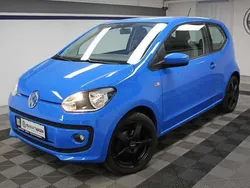 Blau Gebraucht 2015 VW up! Kleinwagen | 6.690 € (Etwas zu teuer)