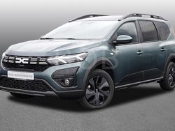 Grün Gebraucht 2024 Dacia Jogger Expression Van / Kleinbus | 20.276 € (Fairer Preis)