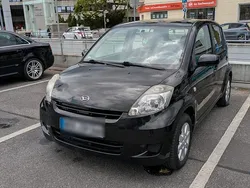 Schwarz Gebraucht 2008 Daihatsu Sirion Kleinwagen | 750 € (Guter Preis)