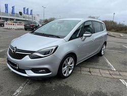 Silber Gebraucht 2017 Opel Zafira Van / Kleinbus | 16.000 € (Fairer Preis)