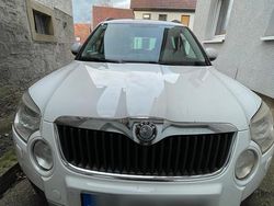 Weiß Gebraucht 2010 Skoda Yeti SUV | 6.199 € (Fairer Preis)