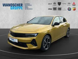 Kult gelb (metallic) Gebraucht 2024 Opel Astra Limousine | 23.990 € (Superpreis)