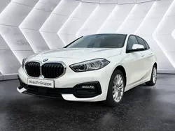Weiß Gebraucht 2021 BMW 118 Sport Line Kleinwagen | 21.900 € (Etwas zu teuer)