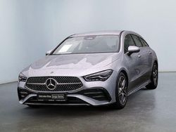 Gebraucht 2024 Mercedes CLA200 Shooting Brake AMG line Kombi | 30.720 €