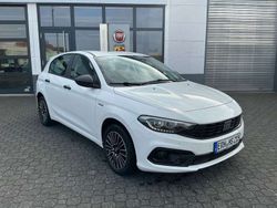 Weiß Gebraucht 2023 Fiat Tipo Limousine | 23.490 € (Etwas zu teuer)
