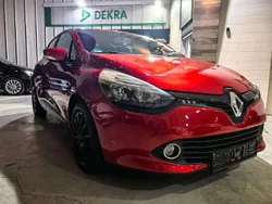 Rot Gebraucht 2013 Renault Clio IV Limousine | 6.500 € (Etwas zu teuer)