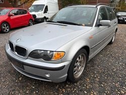 Silber Gebraucht 2002 BMW 318 Kombi | 990 € (Superpreis)