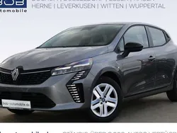 Dolomitgrau (grau) Gebraucht 2024 Renault Clio V Evolution Limousine | 19.222 € (Fairer Preis)