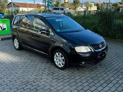 Schwarz Gebraucht 2004 VW Touran Van / Kleinbus | 1.800 € (Etwas zu teuer)