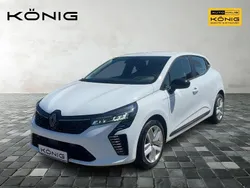 Weiß Gebraucht 2024 Renault Clio V Evolution Limousine | 15.999 € (Fairer Preis)