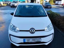 Weiß Gebraucht 2017 VW up! Kleinwagen | 3.700 € (Superpreis)