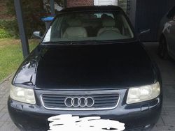 Schwarz Gebraucht 2001 Audi A3 Ambiente Limousine | 1.900 € (Fairer Preis)