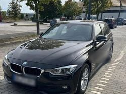 Schwarz Gebraucht 2015 BMW 320 Advantage Kombi | 11.500 € (Guter Preis)