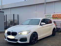 Weiß Gebraucht 2017 BMW 120 M Sport Kleinwagen | 19.400 € (Fairer Preis)