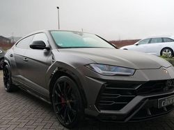 Grau Gebraucht 2020 Lamborghini Urus SUV | 199.000 €