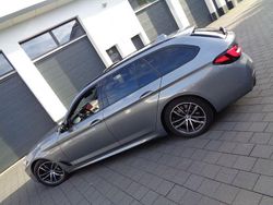 Grau Gebraucht 2022 BMW 540 Sport Line Limousine | 33.690 € (Superpreis)