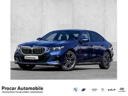 Phytonicblau metallic Gebraucht 2024 BMW 520 M Sport Limousine | 52.370 € (Superpreis)