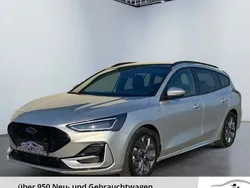 Silber Gebraucht 2024 Ford Focus ST-Line Kombi | 26.549 € (Guter Preis)