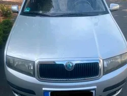 Silber Gebraucht 2007 Skoda Fabia Kleinwagen | 1.500 € (Fairer Preis)