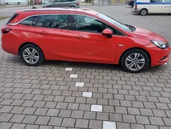 Rot Gebraucht 2019 Opel Astra S Kombi | 8.400 € (Guter Preis)