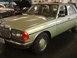 Grün metallic Gebraucht 1979 Mercedes 280 Limousine | 16.950 €