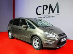 Braun Gebraucht 2013 Ford S-MAX Champions Edition Van / Kleinbus | 10.950 € (Etwas zu teuer)