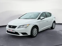 Weiß Gebraucht 2016 Seat Leon Reference Limousine | 6.490 € (Superpreis)