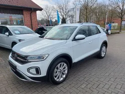 Pure white Gebraucht 2024 VW T-Roc Style SUV | 27.990 € (Fairer Preis)