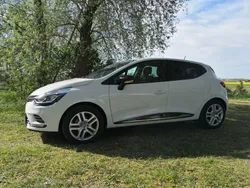 Weiß Gebraucht 2018 Renault Clio IV LIMITED Kleinwagen | 8.900 € (Fairer Preis)