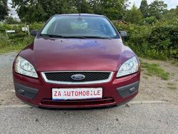 Gebraucht 2005 Ford Focus Ghia Limousine | 1.990 € (Guter Preis)