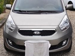 Silber Gebraucht 2012 Kia Venga Attract Kleinwagen | 5.650 € (Fairer Preis)
