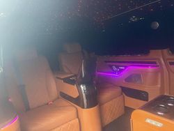 Weiß Gebraucht 2016 Mercedes Vito Van / Kleinbus | 55.999 €