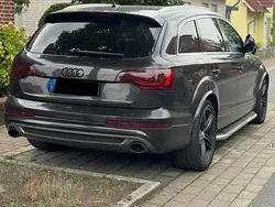 Grau Gebraucht 2012 Audi Q7 SUV | 21.850 €