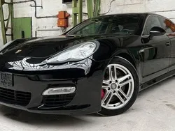 Schwarz Gebraucht 2013 Porsche Panamera Turbo Sport Limousine | 44.990 €