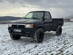 Schwarz Gebraucht 1993 Toyota HiLux Abholung | 9.900 €